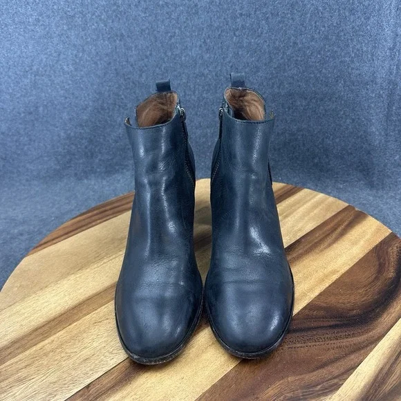 Frye Boots Womens 8.5 Meghan Ankle Bootie Black Round Toe Block Heels 3476790 - Picture 3 of 12